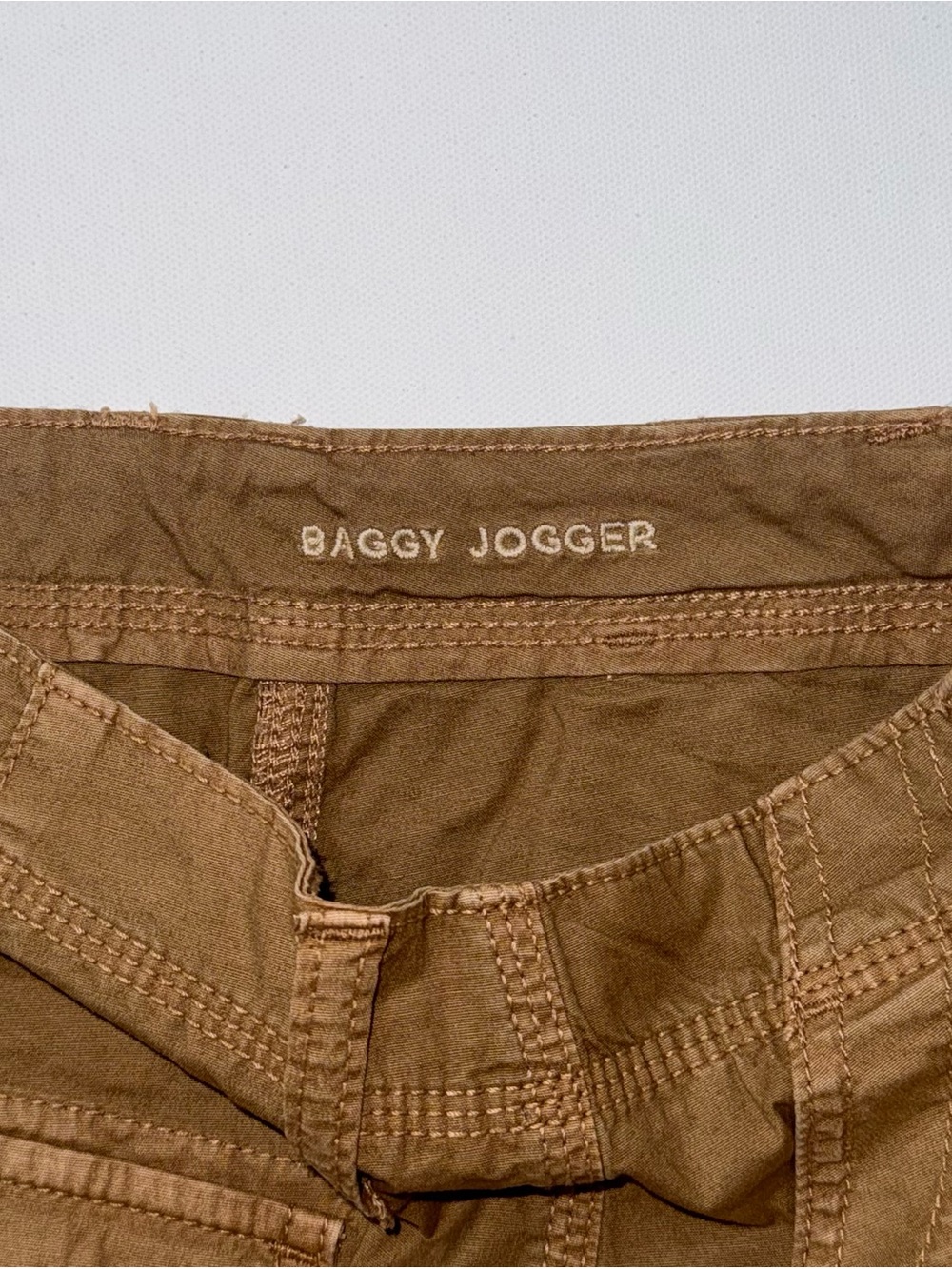 American Eagle Baggy Jogger Cargo Pants Brown Stretch Utility Pockets Size 4 NWT - Picture 7 of 10